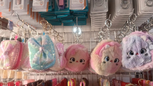 1pc Kawaii Rainbow Color Keyring Coin Purse for Girls – Cute and Portable Storage Accessory- Random Colour